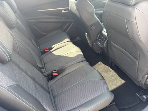 2021 Peugeot 5008 — sličica 13