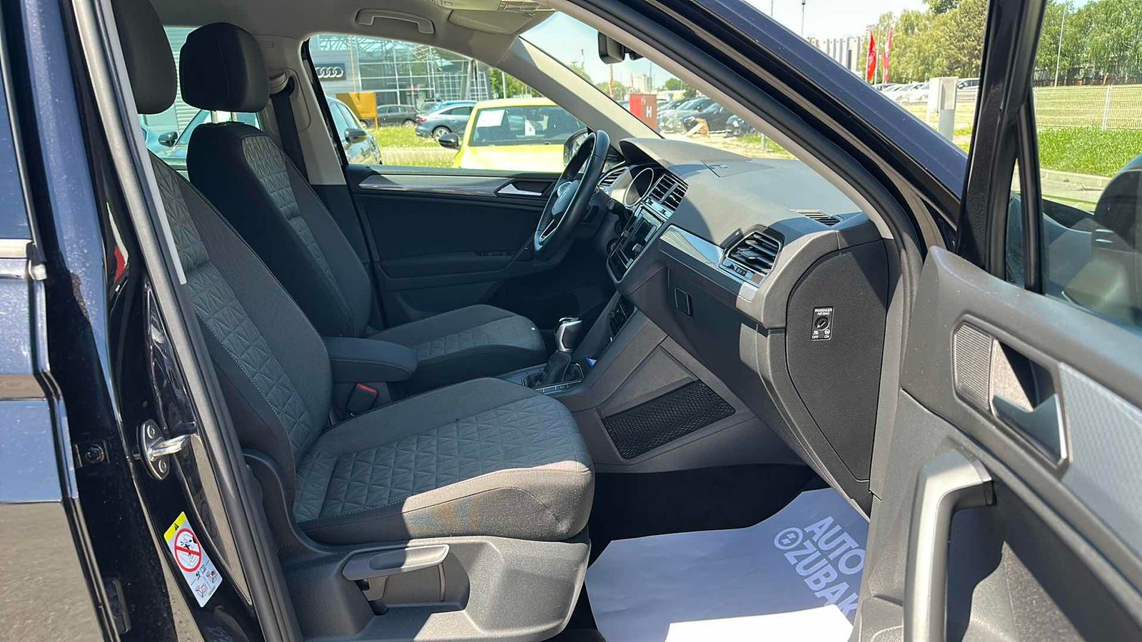 2023 Volkswagen Tiguan — fotografija 9