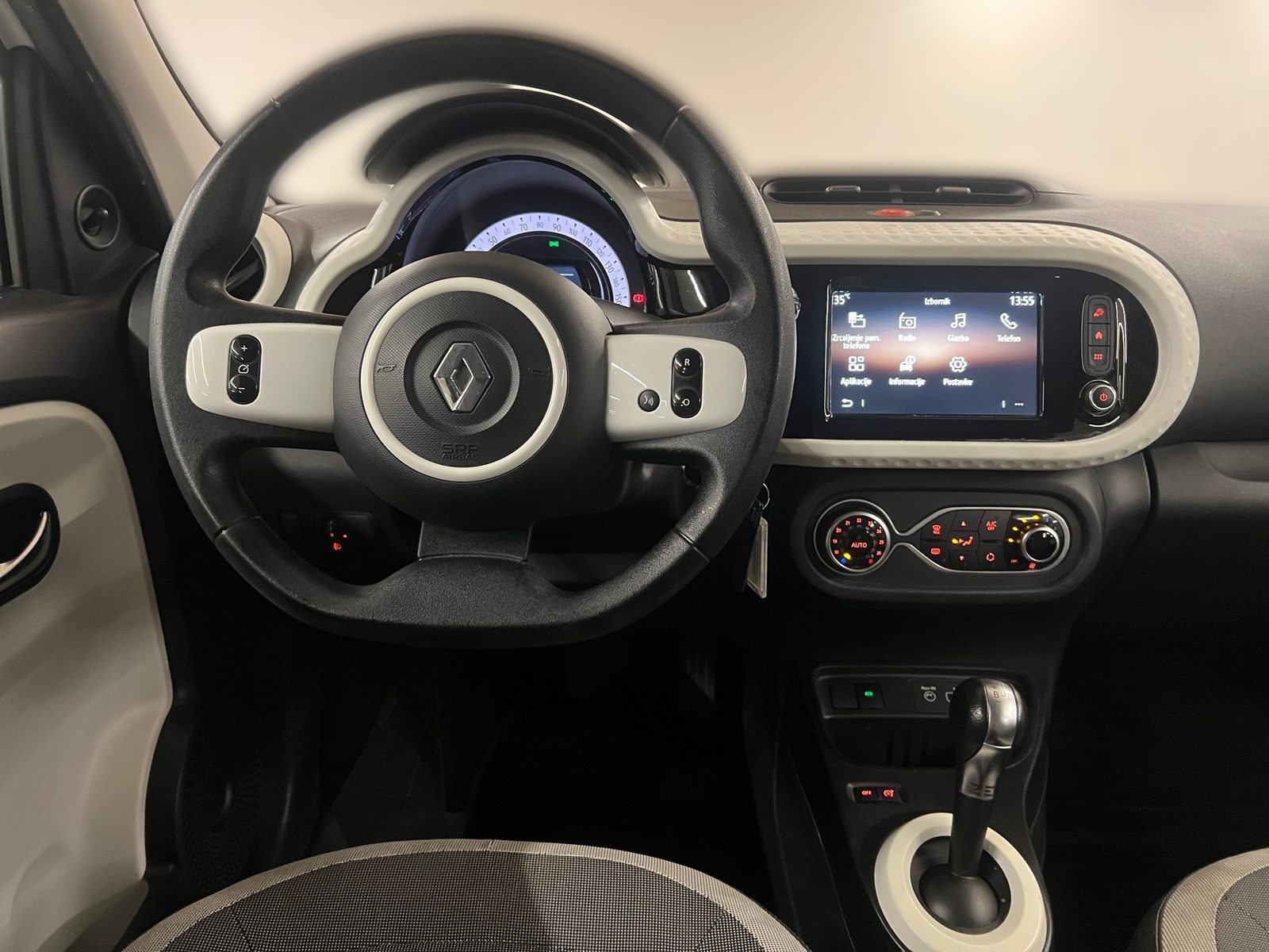 2022 Renault Twingo — fotografija 14
