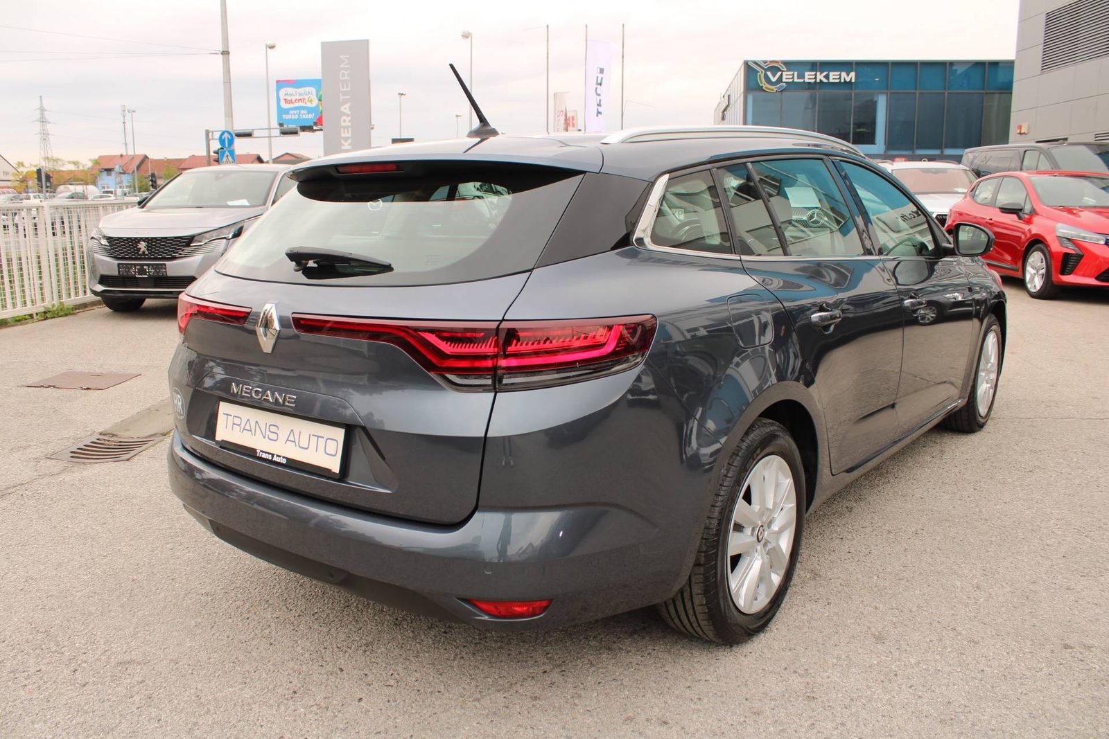 2022 Renault Megane Grandtour — fotografija 5