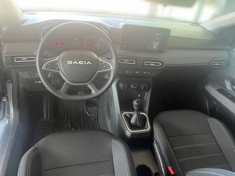2025 Dacia Sandero — sličica 16