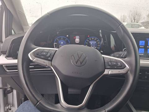 2024 Volkswagen Golf — sličica 23