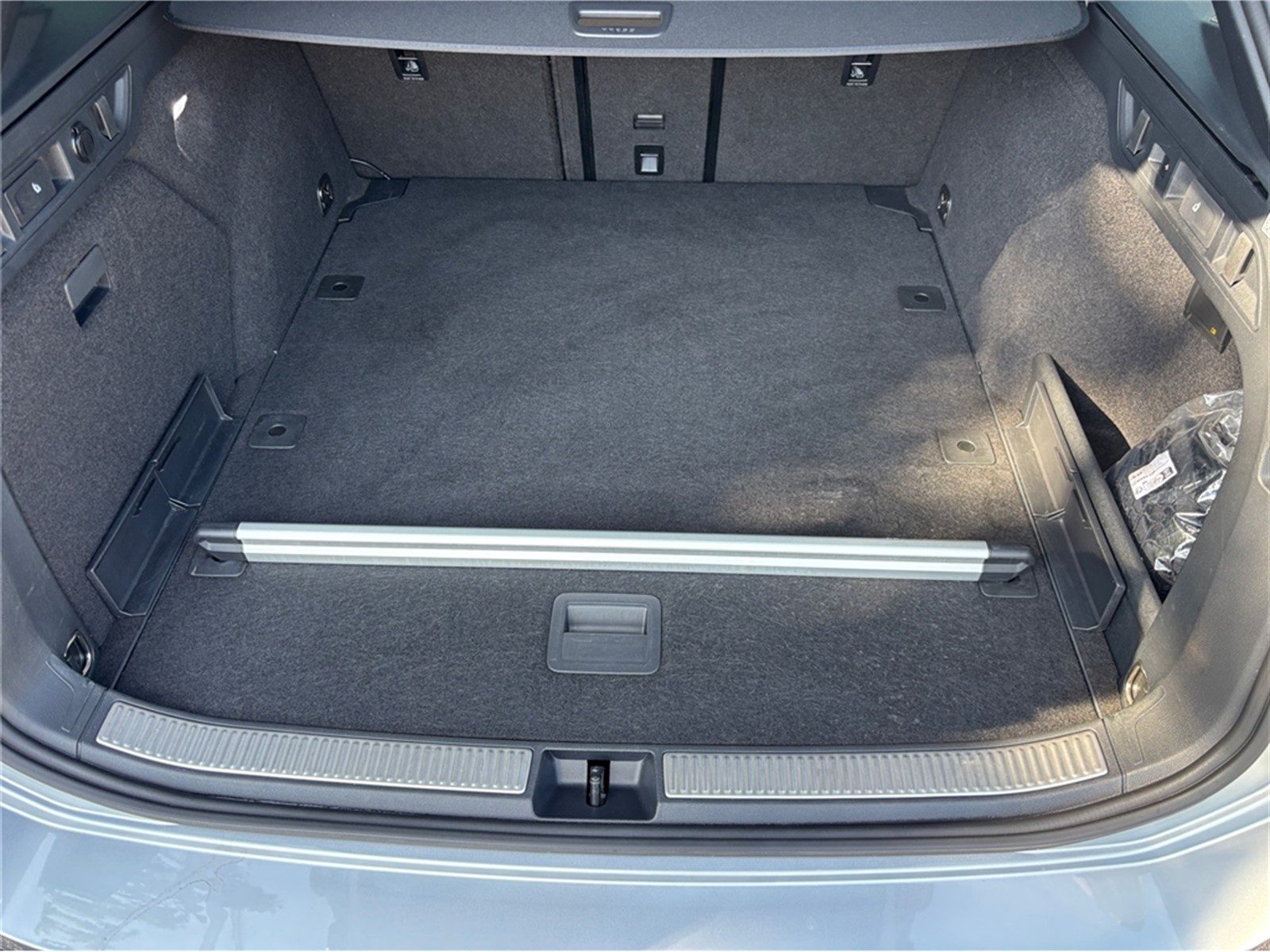 2024 Volkswagen Passat — fotografija 19
