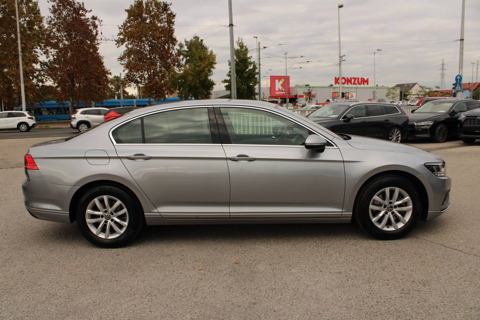 2022 Volkswagen Passat — fotografija 4