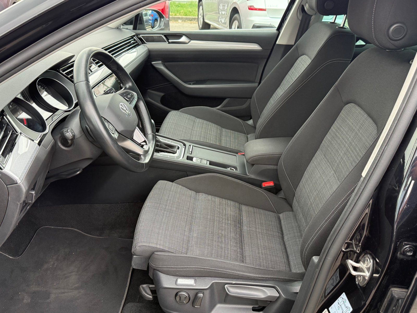 2022 Volkswagen Passat — fotografija 7