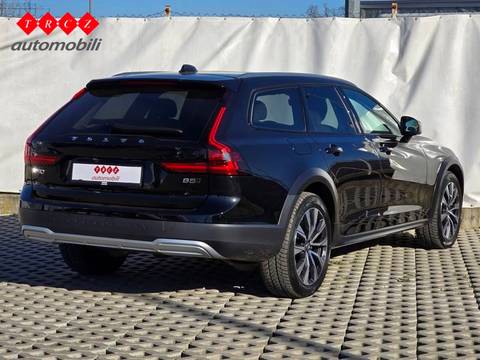 2021 Volvo V90 — sličica 4