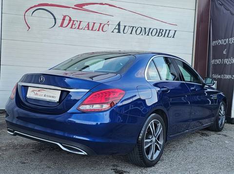 2015 Mercedes-Benz C-Razred — sličica 4