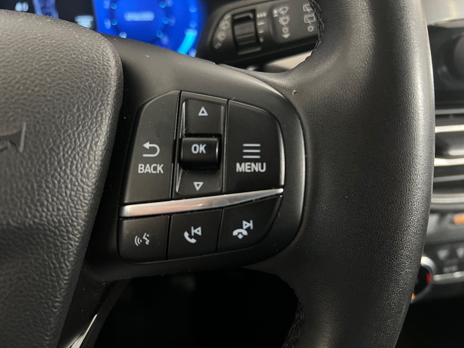 2023 Ford Kuga — fotografija 24
