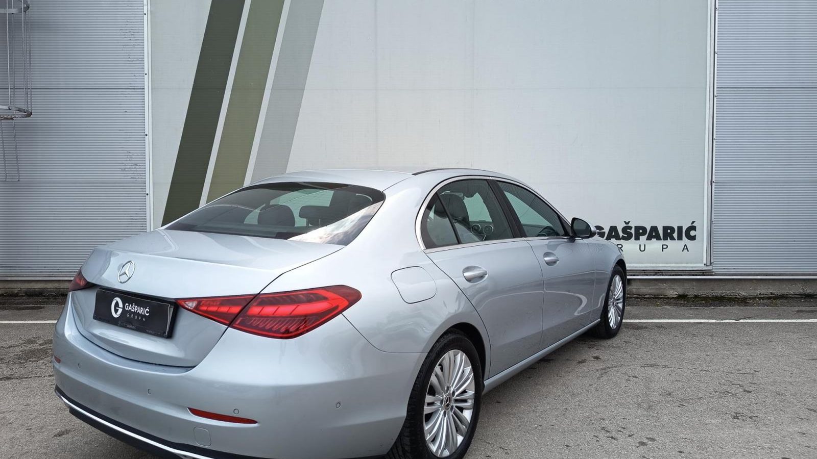 2025 Mercedes-Benz C-klasa — fotografija 3