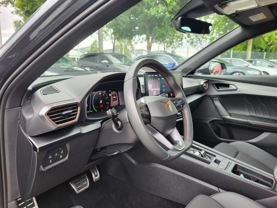 2022 Cupra Formentor — fotografija 18