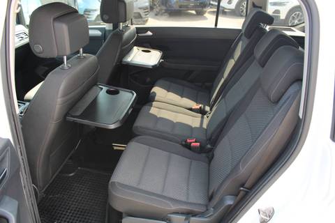 2016 Volkswagen Touran — sličica 11