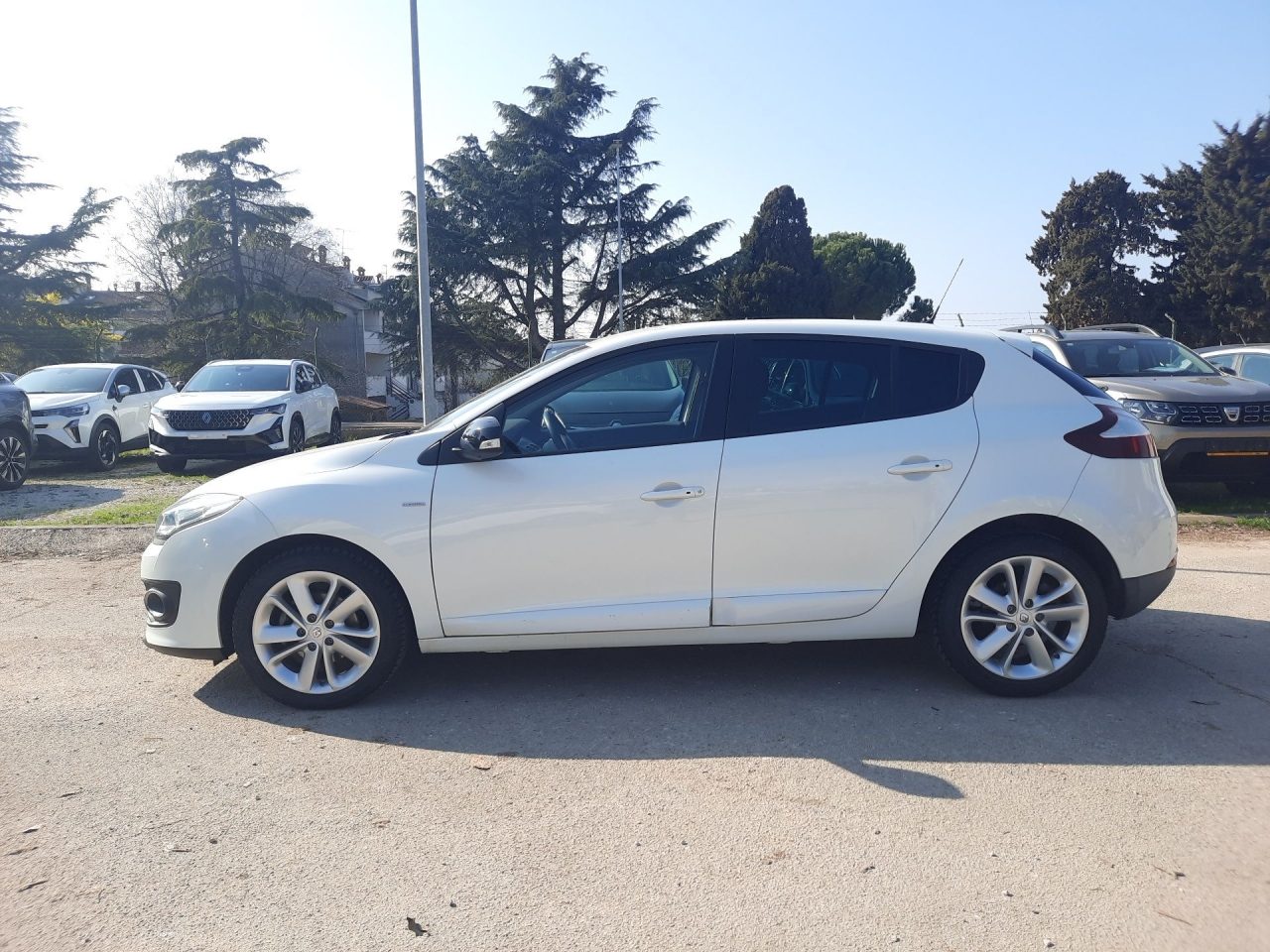 2016 Renault Megane — fotografija 13