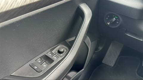 2023 Škoda Karoq — sličica 23