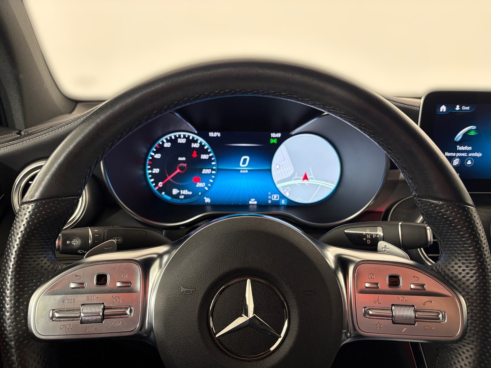 2023 Mercedes-Benz GLC — fotografija 16