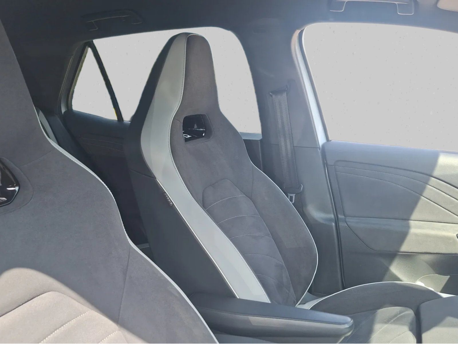 2023 Volkswagen ID.3 — fotografija 12