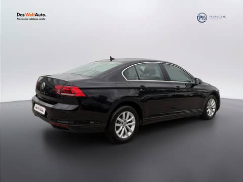 2020 Volkswagen Passat — sličica 8
