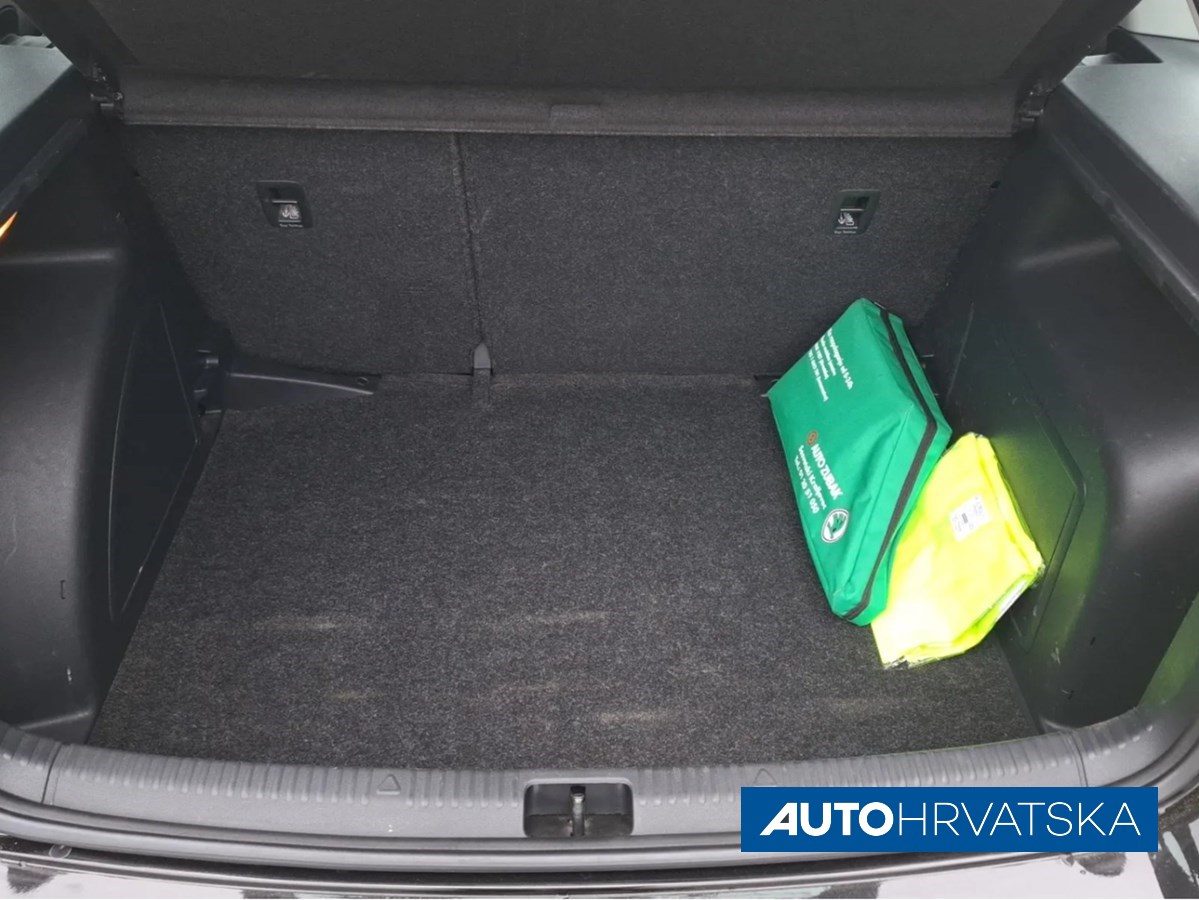 2018 Škoda Rapid — fotografija 16