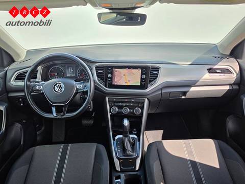 2021 Volkswagen T-Roc — sličica 8
