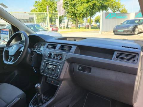 2018 Volkswagen Caddy — sličica 14