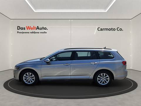 2022 Volkswagen Passat Variant — sličica 2