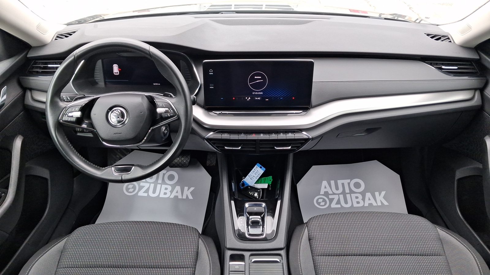 2023 Škoda Octavia Combi — fotografija 11