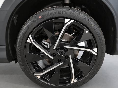 2026 Lepas L8 — sličica 10