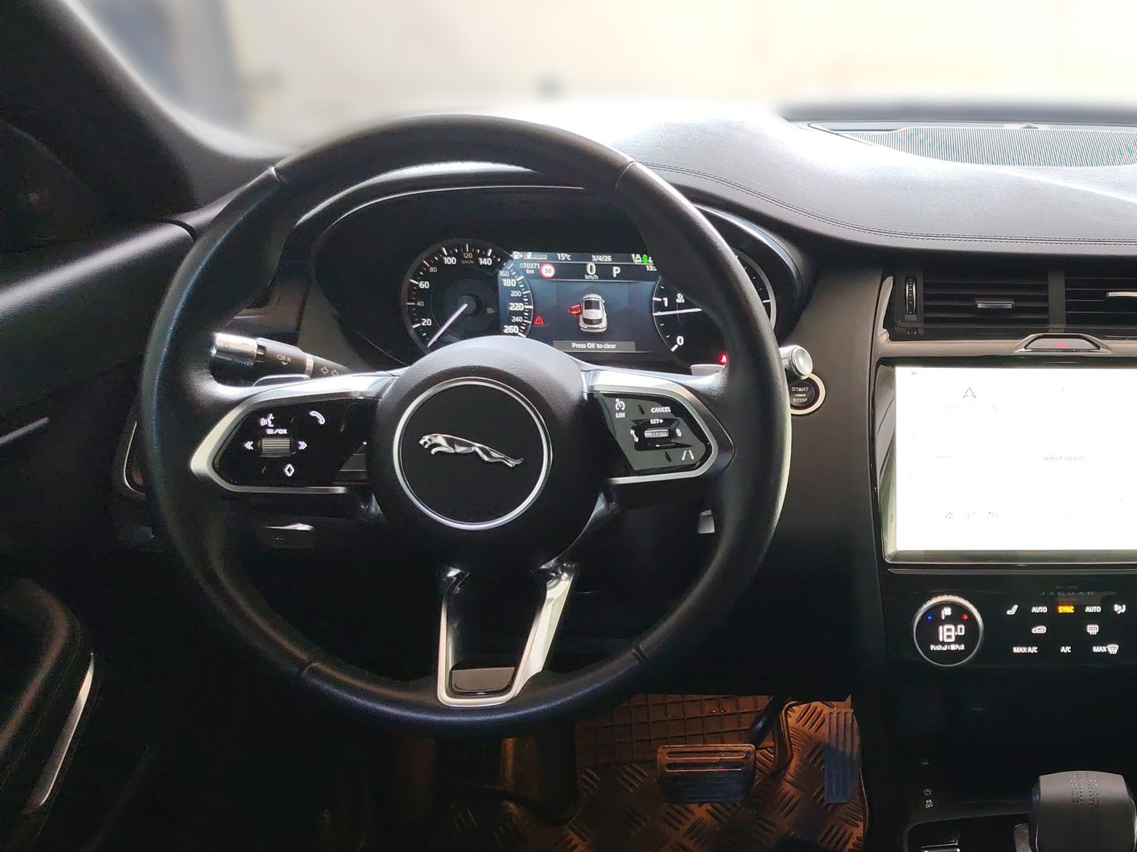 2022 Jaguar E-Pace — fotografija 16