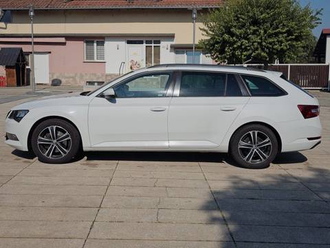 2016 Škoda Superb — sličica 2