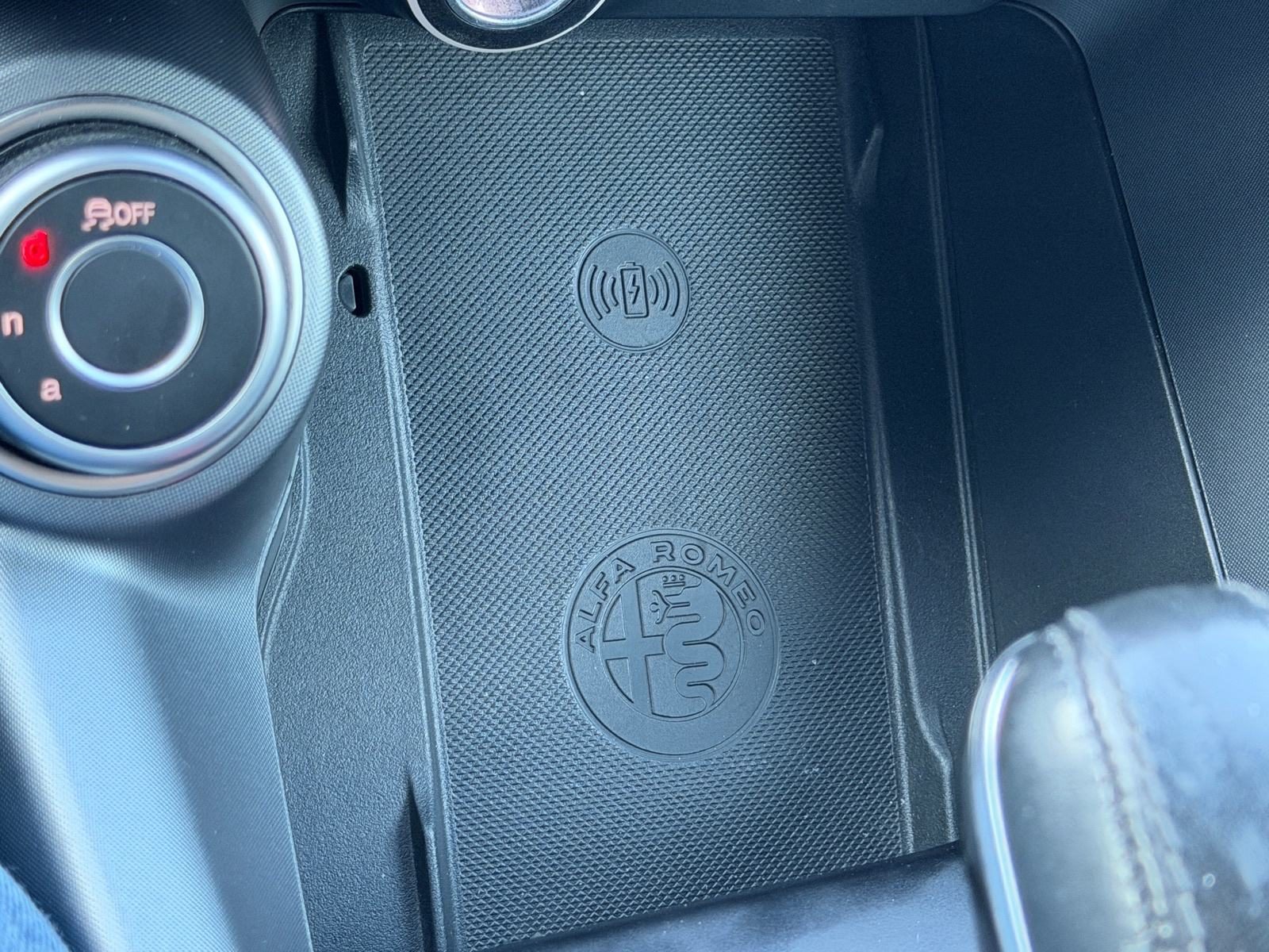 2023 Alfa Romeo Tonale — fotografija 18