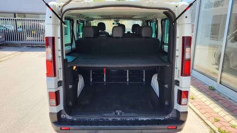 2021 Renault Trafic — sličica 10