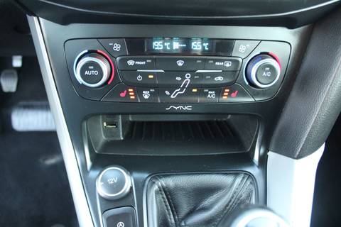 2016 Ford Focus karavan — sličica 16