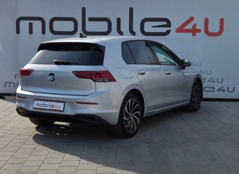 2020 Volkswagen Golf — sličica 3