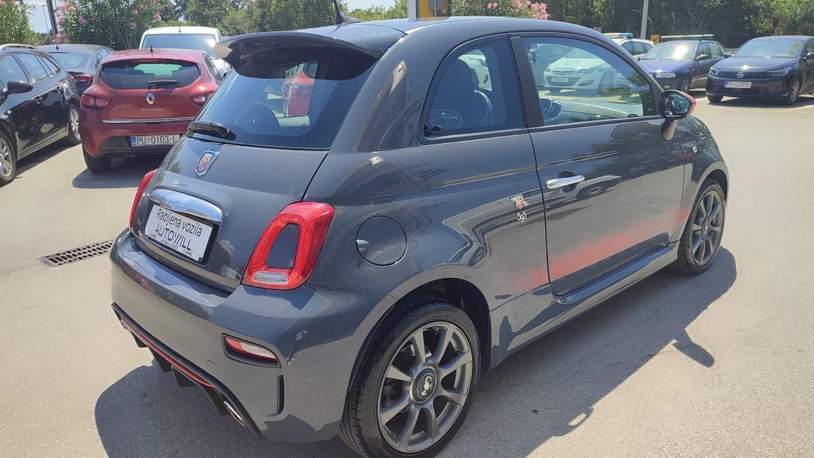 2021 Fiat Abarth — fotografija 3