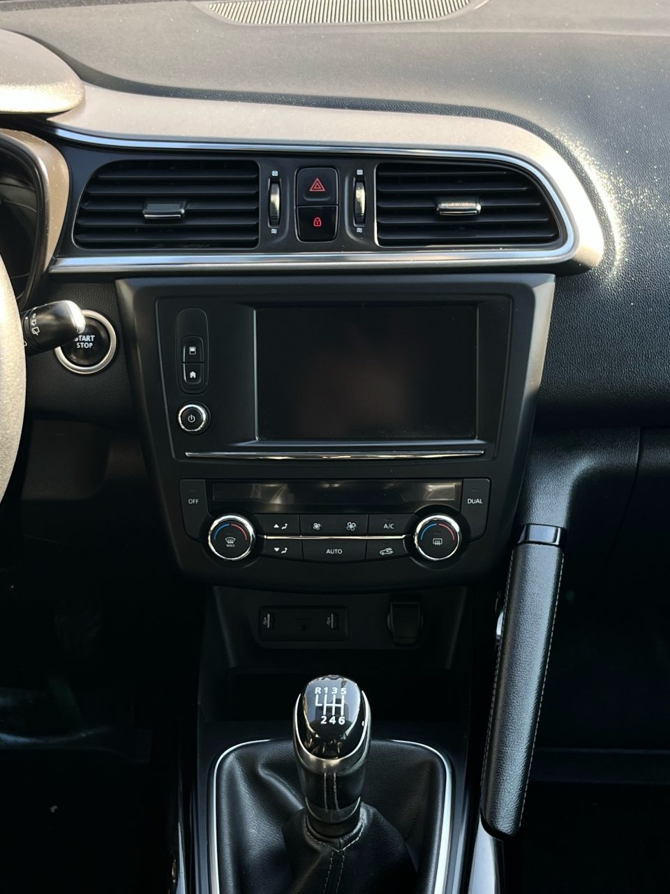 2019 Renault Kadjar — fotografija 13