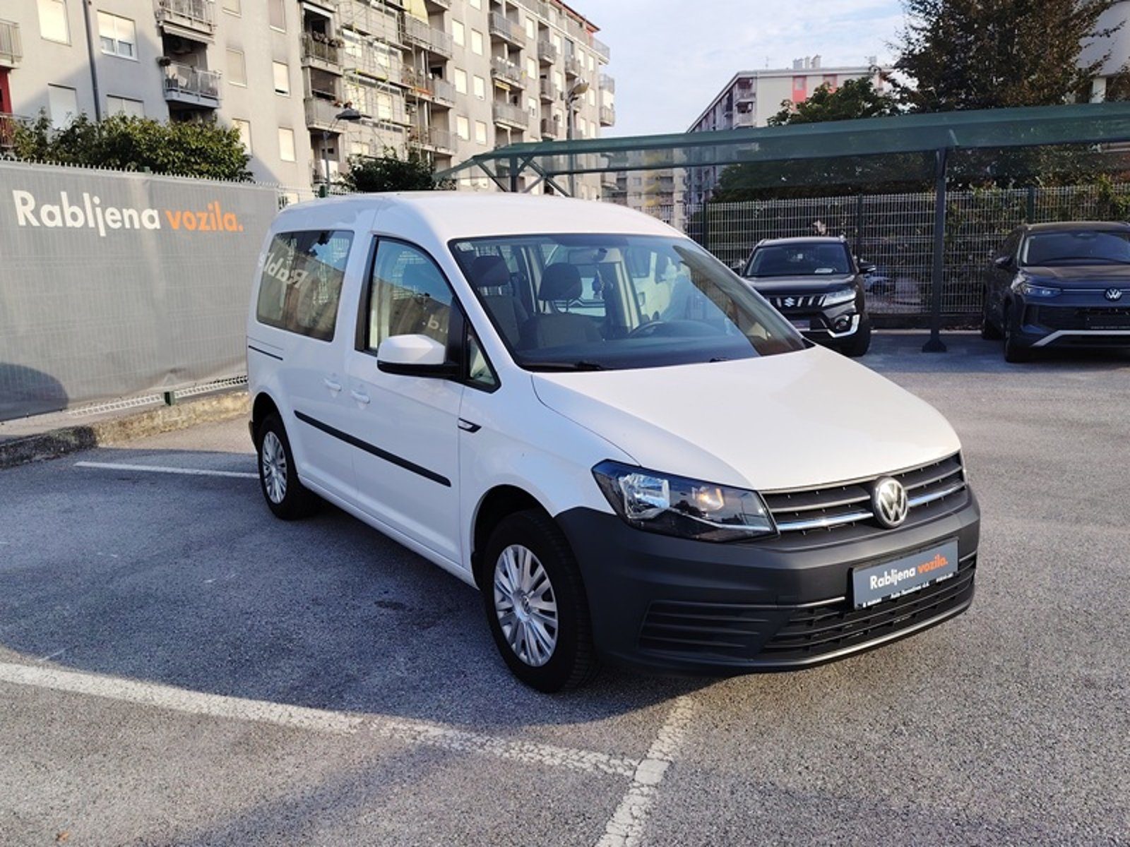 2020 Volkswagen Caddy — fotografija 4