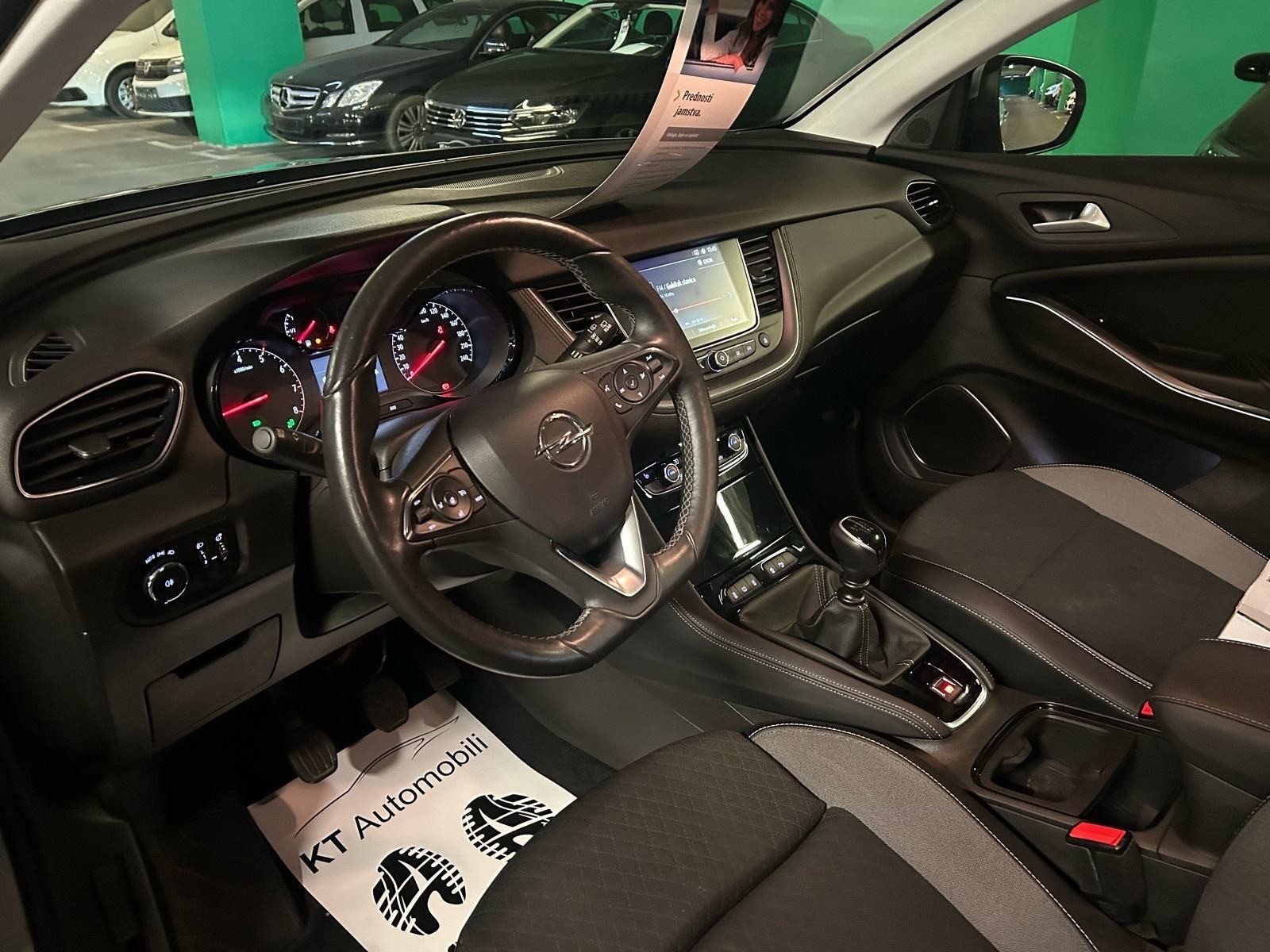 2020 Opel Grandland X — fotografija 18