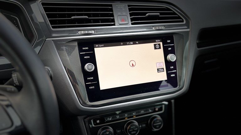 2020 Volkswagen Tiguan — fotografija 9
