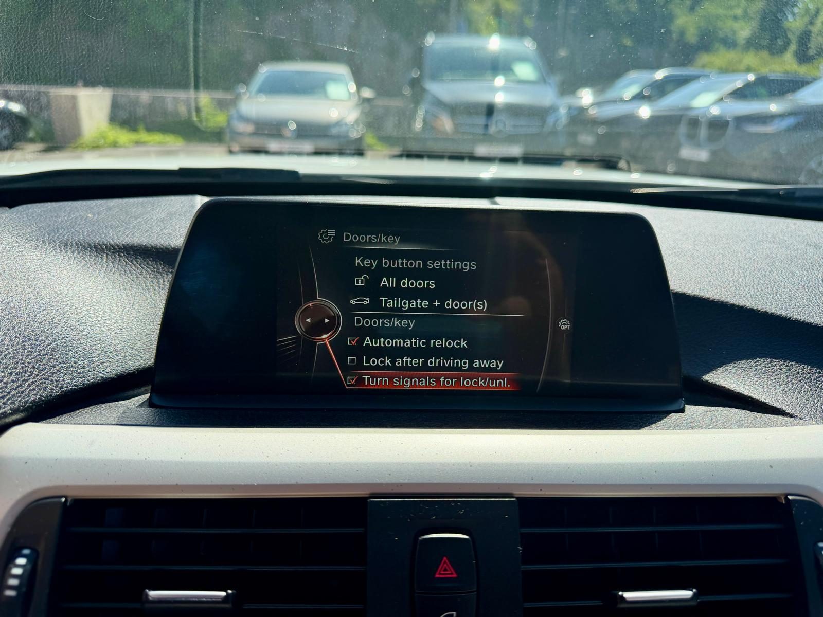 2015 BMW Serija 3 — fotografija 26