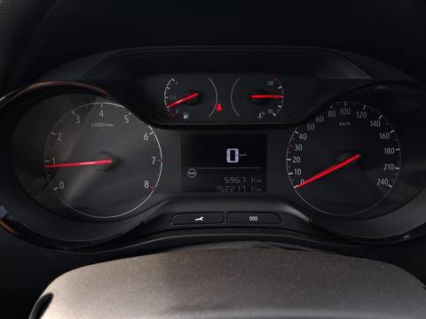 2020 Opel Crossland X — sličica 11
