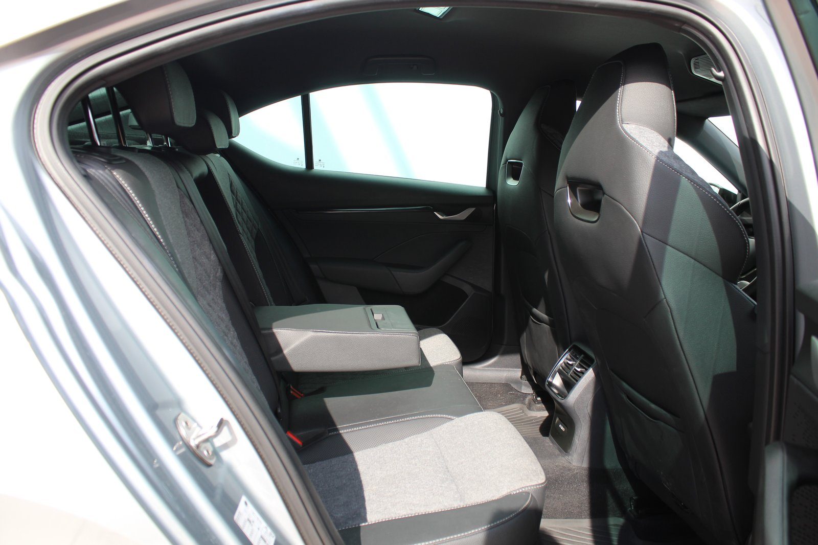 2026 Škoda Octavia — fotografija 12