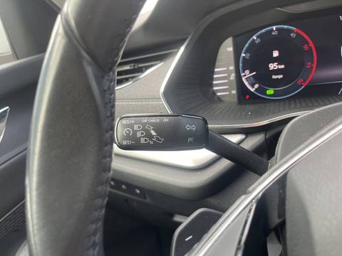 2022 Škoda Octavia Combi — sličica 30