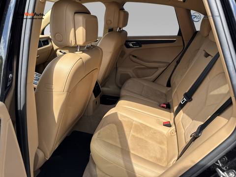 2017 Porsche Macan — sličica 12