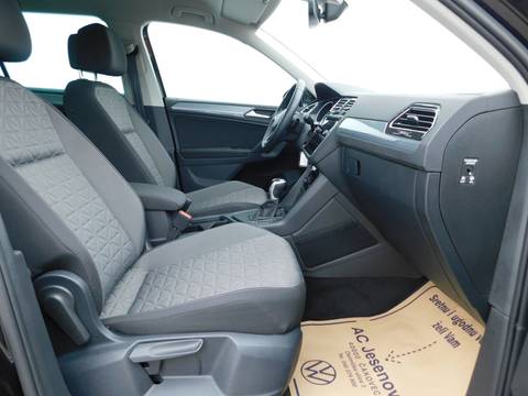 2023 Volkswagen Tiguan — sličica 12