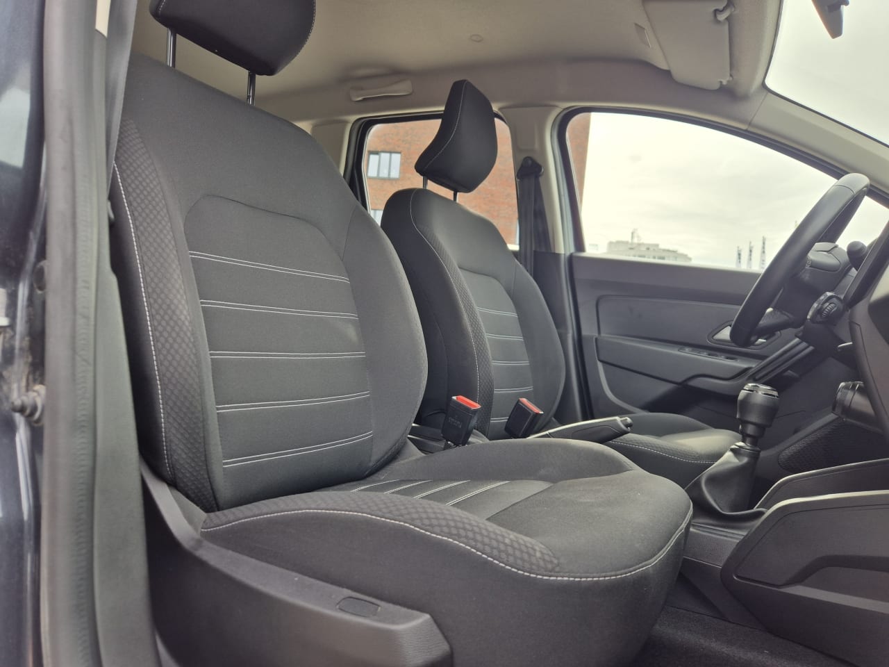 2023 Dacia Duster — fotografija 10