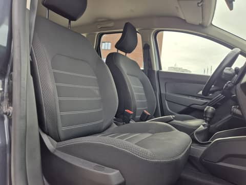 2023 Dacia Duster — sličica 10