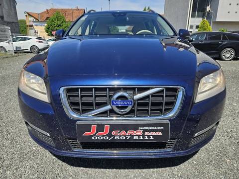 2011 Volvo V70