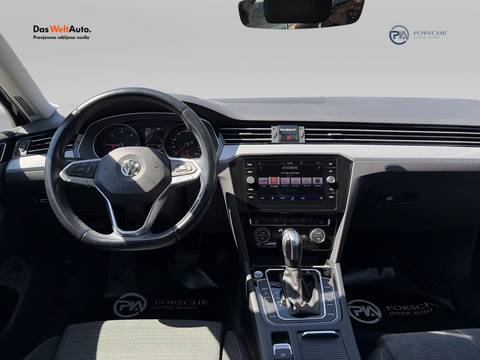 2020 Volkswagen Passat — sličica 12