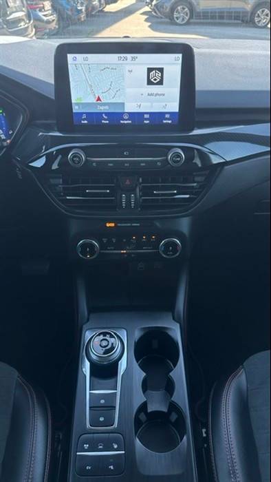 2023 Ford Kuga — sličica 15