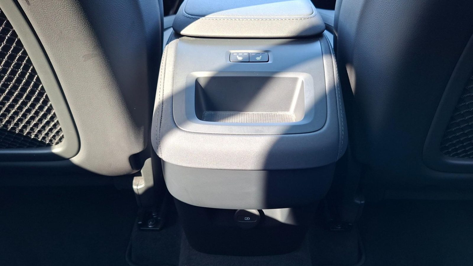 2025 Volvo XC90 — fotografija 10