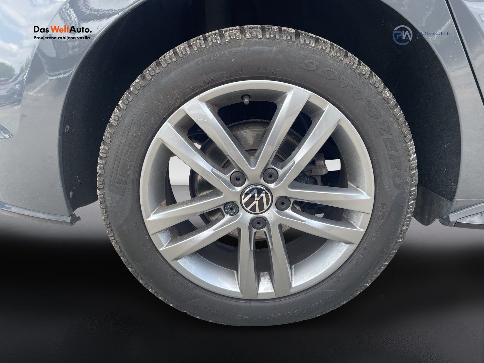 2022 Volkswagen Touran R-Line — fotografija 19